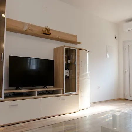 Apartman Kuzmanic Kaštela Exterior foto